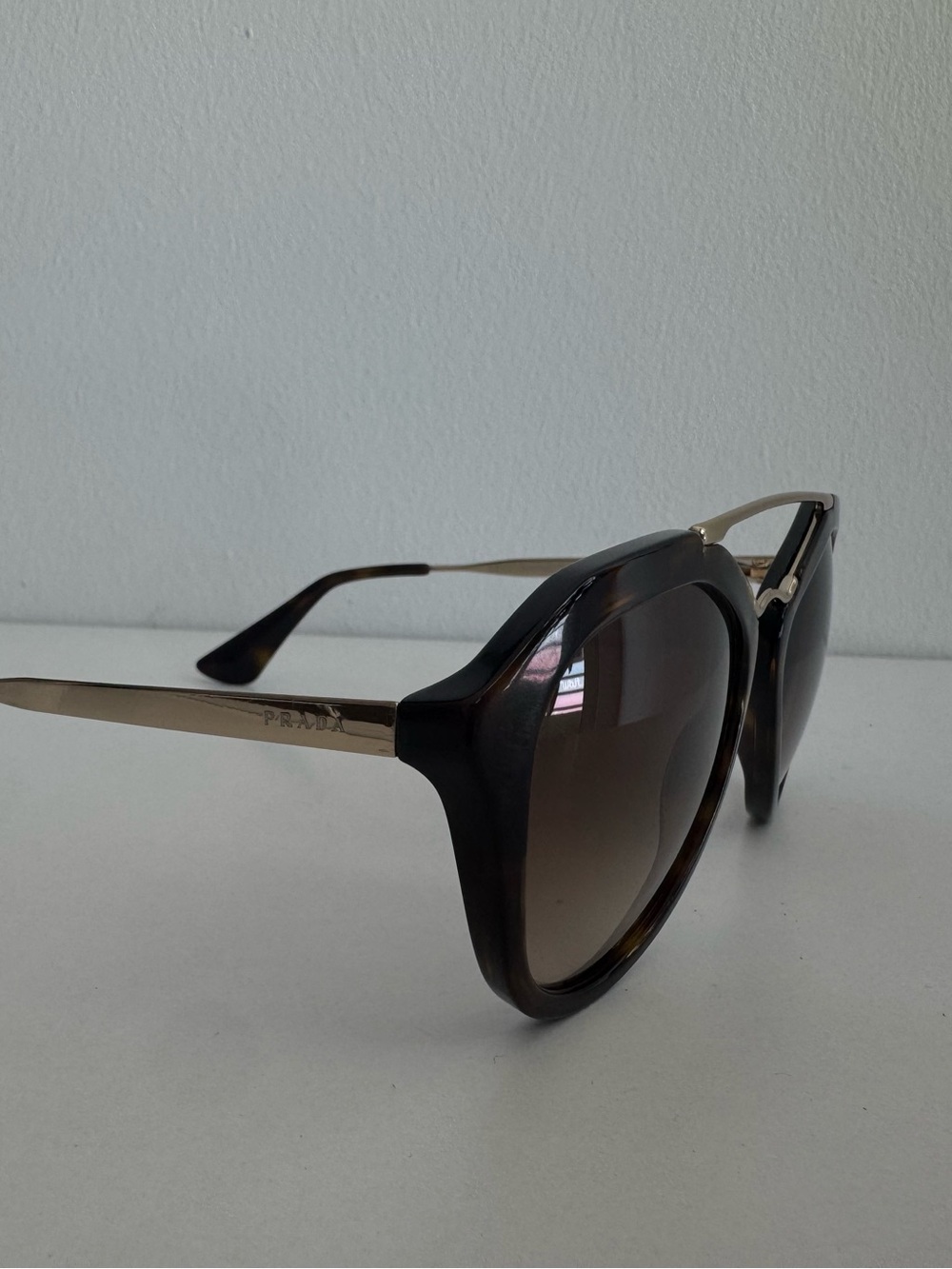 Authentic Prada Brown Tortoise Shell Sunglasses SPR12Q - Picture 6 of 9